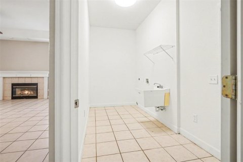 Casa en venta en Lakeland, Florida, 4 dormitorios, 215.16 m2 № 2096653 - foto 25