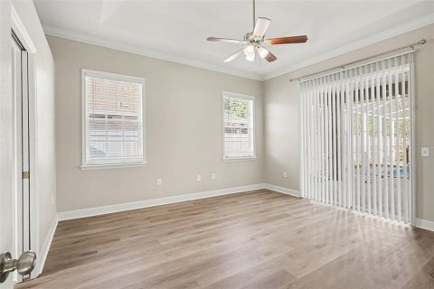 Casa en venta en Lakeland, Florida, 4 dormitorios, 215.16 m2 № 2096653 - foto 13