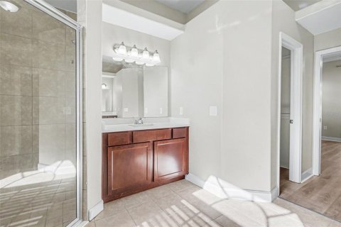 Casa en venta en Lakeland, Florida, 4 dormitorios, 215.16 m2 № 2096653 - foto 17
