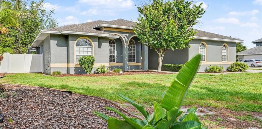 Casa en Lakeland, Florida 4 dormitorios, 215.16 m2 № 2096653