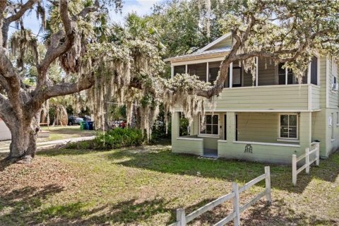 Propiedad comercial en venta en Tampa, Florida, 4 dormitorios, 124.86 m2 № 2221948 - foto 20