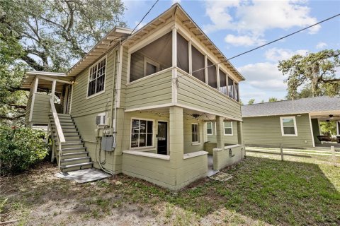 Propiedad comercial en venta en Tampa, Florida, 4 dormitorios, 124.86 m2 № 2221948 - foto 2