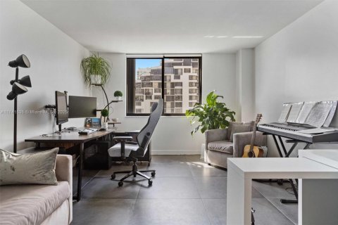 Condominio en venta en Miami, Florida, 2 dormitorios, 95.69 m2 № 2034403 - foto 27