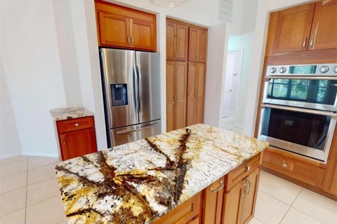 House in Punta Gorda, Florida 3 bedrooms, 198.35 sq.m. № 1733026 - photo 18
