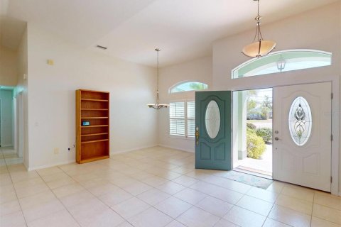 House in Punta Gorda, Florida 3 bedrooms, 198.35 sq.m. № 1733026 - photo 10