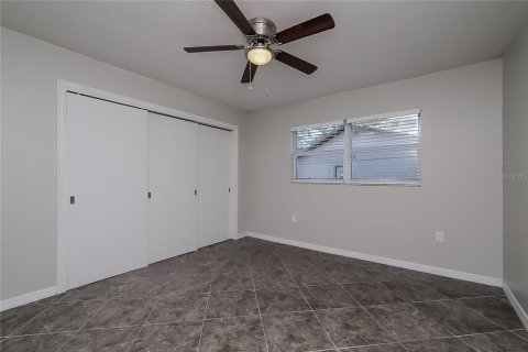 Casa en alquiler en New Port Richey, Florida, 3 dormitorios, 148.92 m2 № 1746883 - foto 11