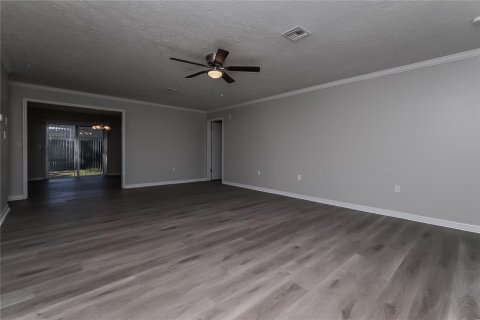 Casa en alquiler en New Port Richey, Florida, 3 dormitorios, 148.92 m2 № 1746883 - foto 3