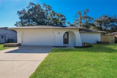 Casa en alquiler en New Port Richey, Florida, 3 dormitorios, 148.92 m2 № 1746883 - foto 1