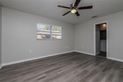 Casa en alquiler en New Port Richey, Florida, 3 dormitorios, 148.92 m2 № 1746883 - foto 8