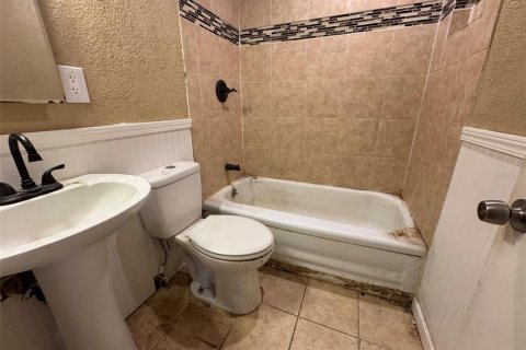 Casa en venta en Pinellas Park, Florida, 3 dormitorios, 111.39 m2 № 1902582 - foto 18