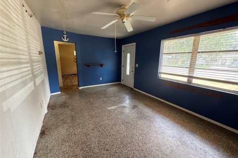 Casa en venta en Pinellas Park, Florida, 3 dormitorios, 111.39 m2 № 1902582 - foto 13