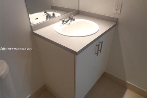 Copropriété à vendre à Fort Lauderdale, Floride: 1 chambre, 65.22 m2 № 2035244 - photo 10