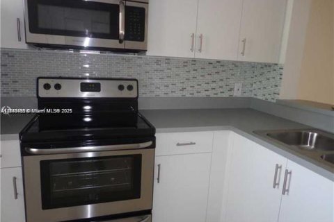 Copropriété à vendre à Fort Lauderdale, Floride: 1 chambre, 65.22 m2 № 2035244 - photo 3