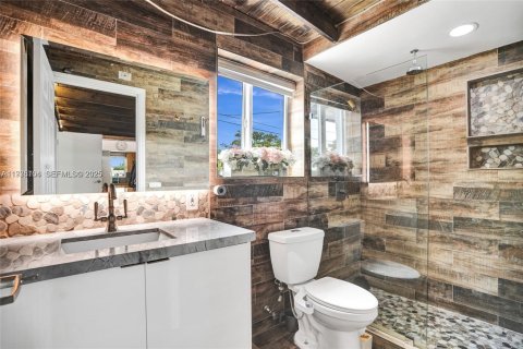 House in Dania Beach, Florida 3 bedrooms, 185.8 sq.m. № 1993282 - photo 10