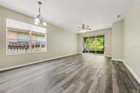 Villa ou maison à vendre à Sanford, Floride: 3 chambres, 180.42 m2 № 2258827 - photo 10