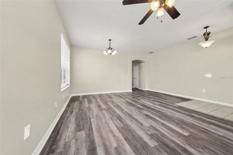 Villa ou maison à vendre à Sanford, Floride: 3 chambres, 180.42 m2 № 2258827 - photo 7