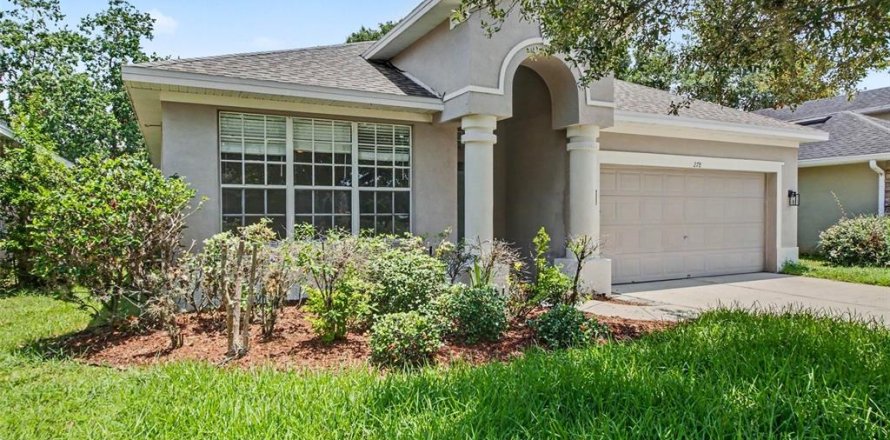 Villa ou maison à Sanford, Floride 3 chambres, 180.42 m2 № 2258827