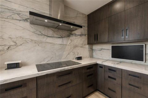 Copropriété à vendre à Tampa, Floride: 3 chambres, 223.34 m2 № 2418802 - photo 15