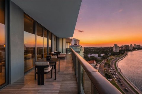 Copropriété à vendre à Tampa, Floride: 3 chambres, 223.34 m2 № 2418802 - photo 6