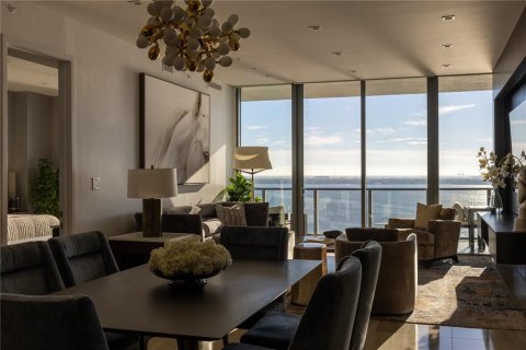 Copropriété à vendre à Tampa, Floride: 3 chambres, 223.34 m2 № 2418802 - photo 3