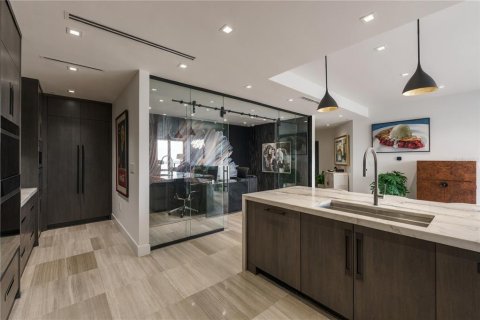 Copropriété à vendre à Tampa, Floride: 3 chambres, 223.34 m2 № 2418802 - photo 20