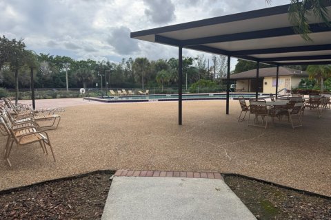 Condo in Pembroke Pines, Florida, 2 bedrooms  № 1993079 - photo 22