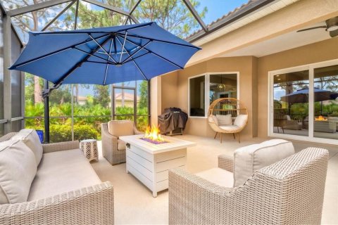 House in Sarasota, Florida 3 bedrooms, 208.94 sq.m. № 2147810 - photo 28