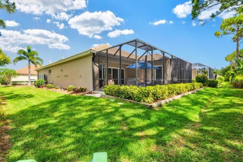 House in Sarasota, Florida 3 bedrooms, 208.94 sq.m. № 2147810 - photo 30