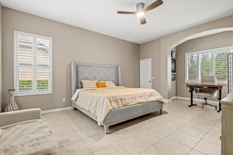 House in Sarasota, Florida 3 bedrooms, 208.94 sq.m. № 2147810 - photo 15