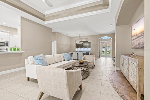 House in Sarasota, Florida 3 bedrooms, 208.94 sq.m. № 2147810 - photo 12