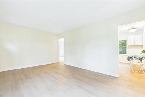 Villa ou maison à vendre à Gulfport, Floride: 3 chambres, 119.1 m2 № 2411426 - photo 7