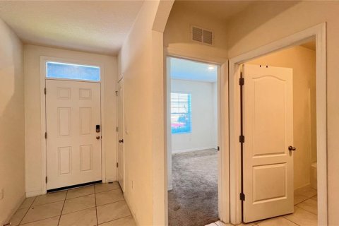Villa ou maison à vendre à Davenport, Floride: 4 chambres, 171.96 m2 № 2433349 - photo 5