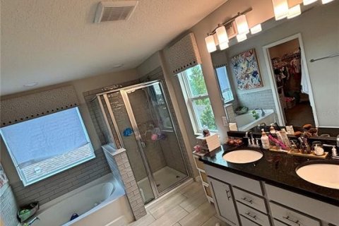 Villa ou maison à louer à Parrish, Floride: 3 chambres, 199 m2 № 1881041 - photo 16