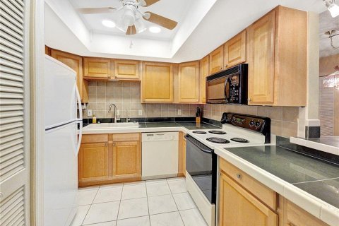 Condominio en venta en Ocala, Florida, 2 dormitorios, 97.92 m2 № 2217860 - foto 8