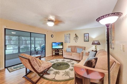 Condominio en venta en Ocala, Florida, 2 dormitorios, 97.92 m2 № 2217860 - foto 4