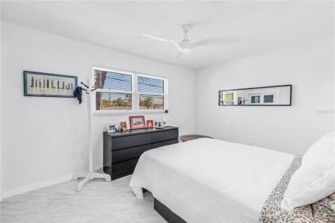 Copropriété à vendre à Saint Pete Beach, Floride: 1 chambre, 64.85 m2 № 2418665 - photo 14