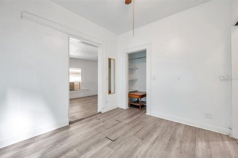 Casa en venta en Tampa, Florida, 4 dormitorios, 162.58 m2 № 1766168 - foto 11
