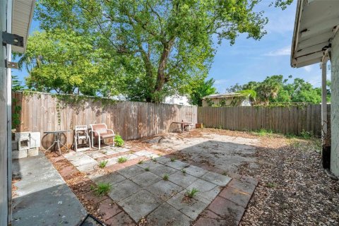 Casa en venta en Tampa, Florida, 4 dormitorios, 162.58 m2 № 1766168 - foto 6