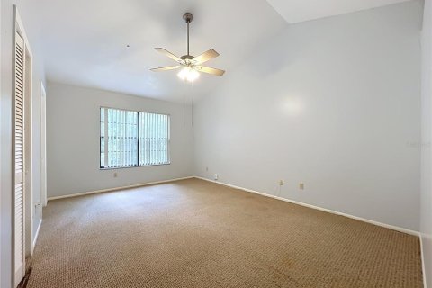 Townhouse in Altamonte Springs, Florida 2 bedrooms, 117.8 sq.m. № 2339198 - photo 29