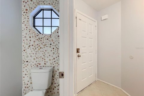 Townhouse in Altamonte Springs, Florida 2 bedrooms, 117.8 sq.m. № 2339198 - photo 24