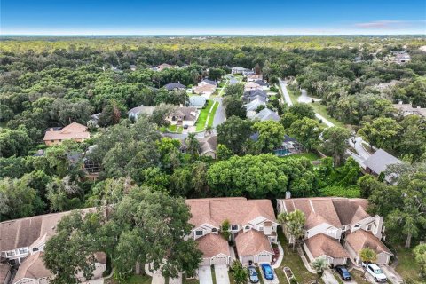 Townhouse in Altamonte Springs, Florida 2 bedrooms, 117.8 sq.m. № 2339198