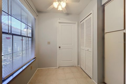 Townhouse in Altamonte Springs, Florida 2 bedrooms, 117.8 sq.m. № 2339198 - photo 16