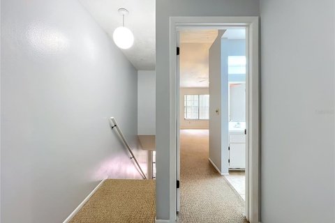 Townhouse in Altamonte Springs, Florida 2 bedrooms, 117.8 sq.m. № 2339198 - photo 28