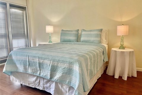 Condo in Palm Beach, Florida, 1 bedroom  № 1761664 - photo 22