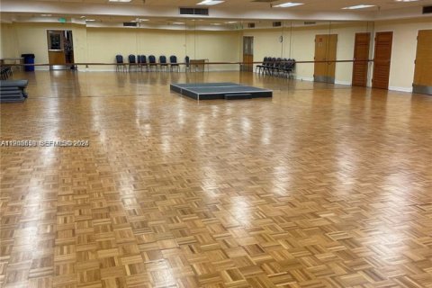 Copropriété à louer à Pembroke Pines, Floride: 2 chambres, 112.13 m2 № 2002813 - photo 26