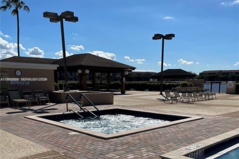 Copropriété à louer à Pembroke Pines, Floride: 2 chambres, 112.13 m2 № 2002813 - photo 23