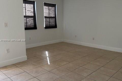 Condominio en venta en Doral, Florida, 3 dormitorios, 116.69 m2 № 2016876 - foto 9