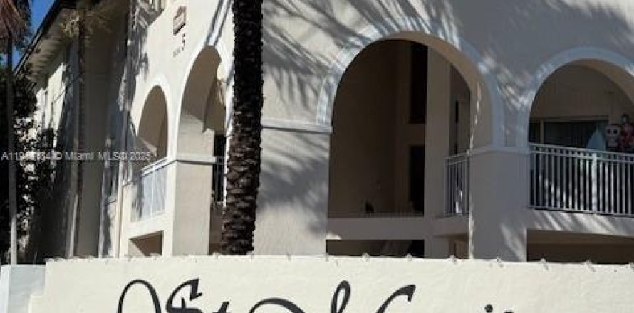 Condominio en Doral, Florida, 3 dormitorios  № 2016876