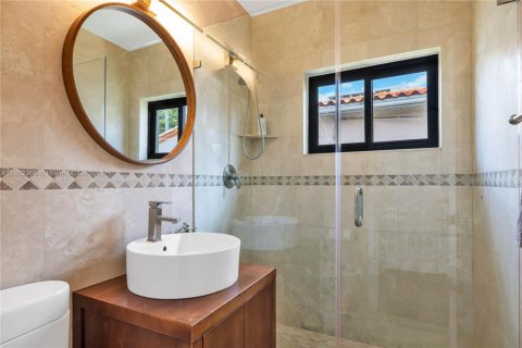 House in Miami, Florida 3 bedrooms, 167.04 sq.m. № 1890831 - photo 21