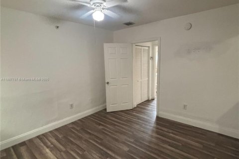 Снять в аренду квартиру в Майами, Флорида 1 спальня, 46.45м2, № 1941758 - фото 6